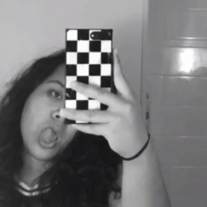 Meet your Posher, Maya